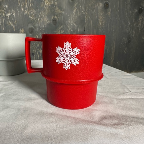 Tupperware Vibrant Mug Set - Red, Gray, Blue, Pink - Picture 11 of 16